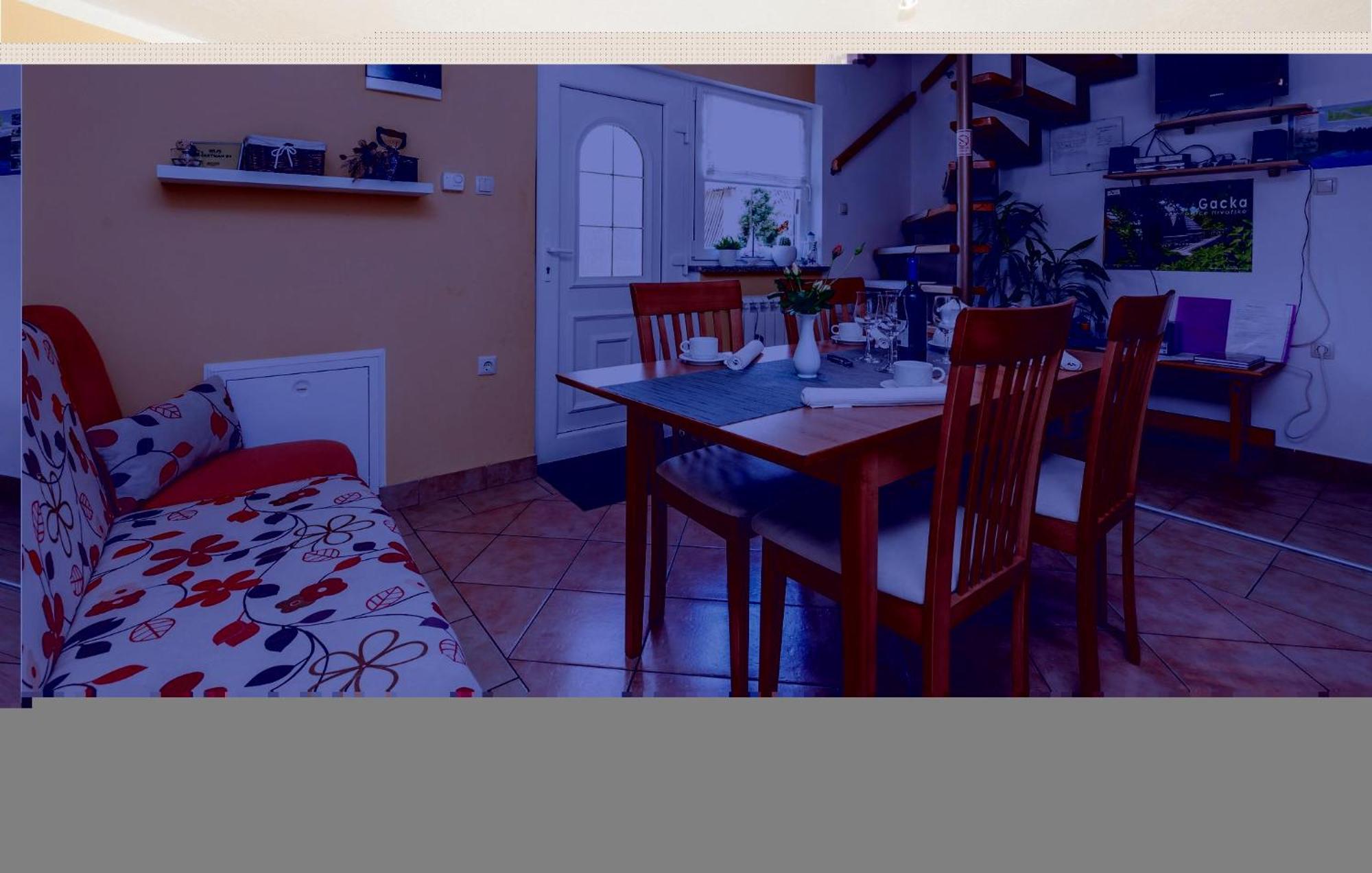 2 Bedroom Cozy Home In Licko Lesce Ngoại thất bức ảnh